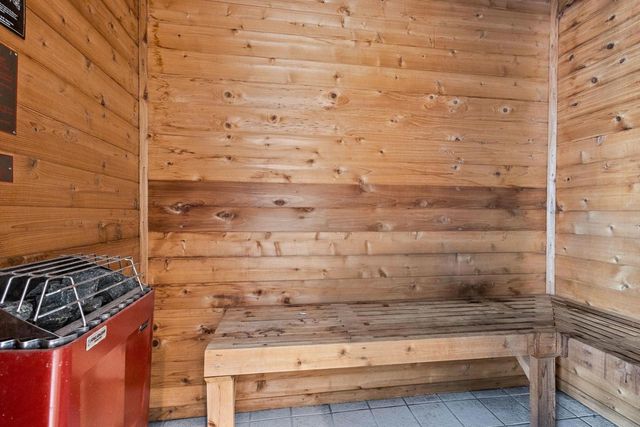 3220 OLD ORCHARD LANE, Oshkosh, WI 54902