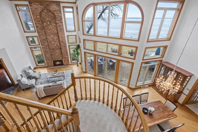 3220 OLD ORCHARD LANE, Oshkosh, WI 54902