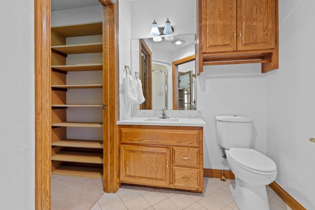 3220 OLD ORCHARD LANE, Oshkosh, WI 54902