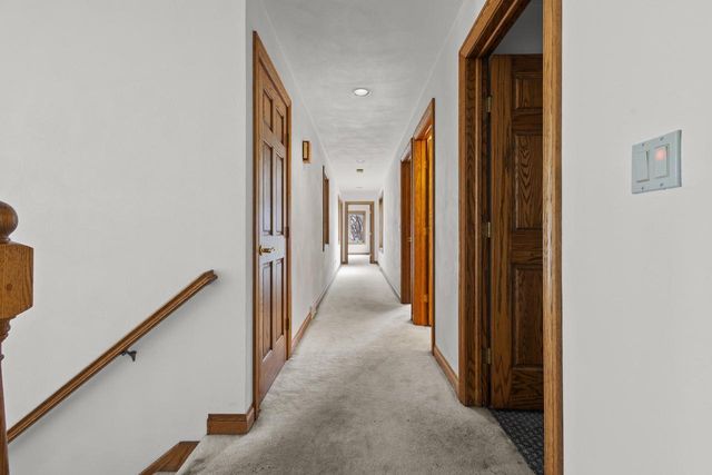 3220 OLD ORCHARD LANE, Oshkosh, WI 54902