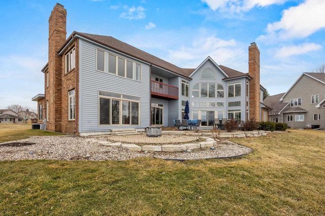 3220 OLD ORCHARD LANE, Oshkosh, WI 54902