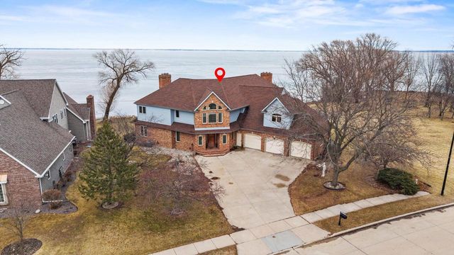 3220 OLD ORCHARD LANE, Oshkosh, WI 54902