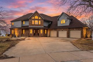 3220 OLD ORCHARD LANE, Oshkosh, WI 54902