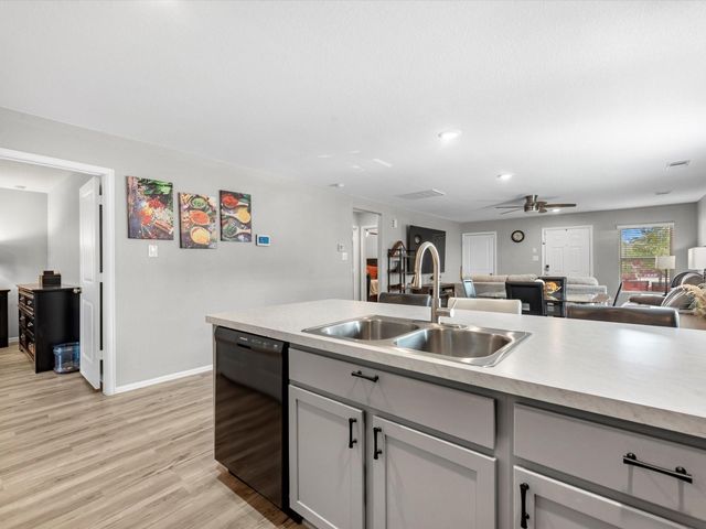 7807 Switchgrass Creek Drive, Katy, TX 77493