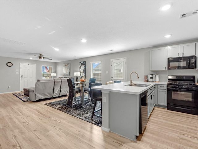 7807 Switchgrass Creek Drive, Katy, TX 77493