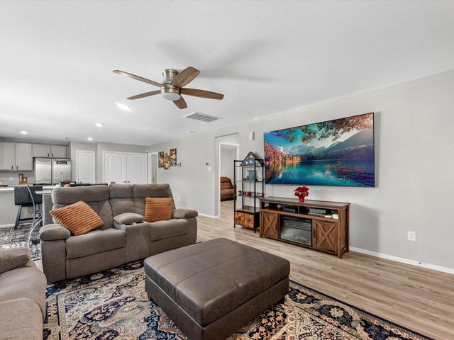 7807 Switchgrass Creek Drive, Katy, TX 77493