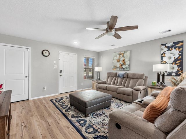 7807 Switchgrass Creek Drive, Katy, TX 77493