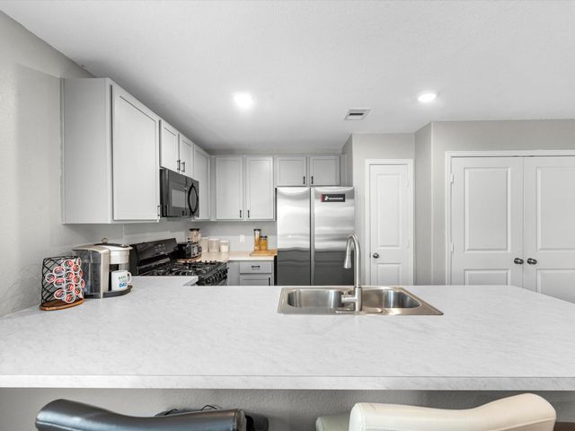 7807 Switchgrass Creek Drive, Katy, TX 77493