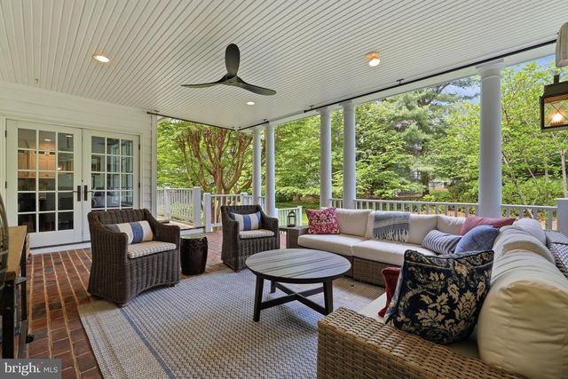2120 ELLIOTT AVE, Mclean, VA 22101
