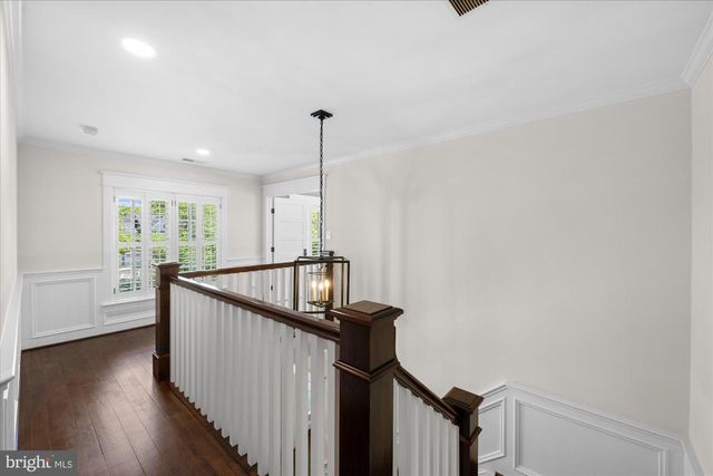 2120 ELLIOTT AVE, Mclean, VA 22101