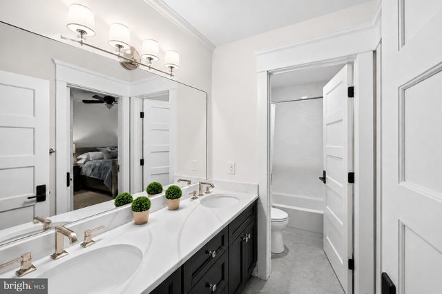 2120 ELLIOTT AVE, Mclean, VA 22101