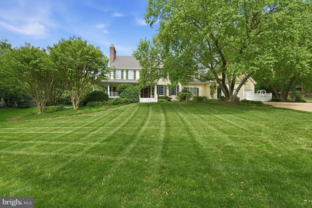 2120 ELLIOTT AVE, Mclean, VA 22101