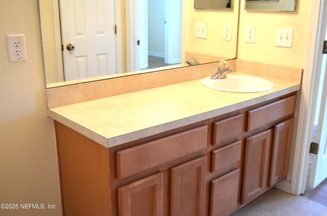 800 BLACK CHERRY Drive S, St. Johns, FL 32259