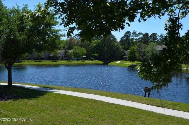 800 BLACK CHERRY Drive S, St. Johns, FL 32259