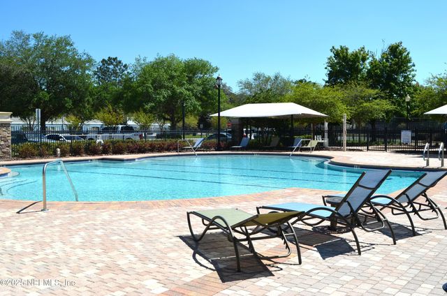 800 BLACK CHERRY Drive S, St. Johns, FL 32259