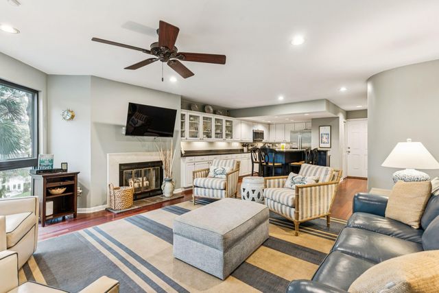 213 Little Oak Island Drive, Folly Beach, SC 29439