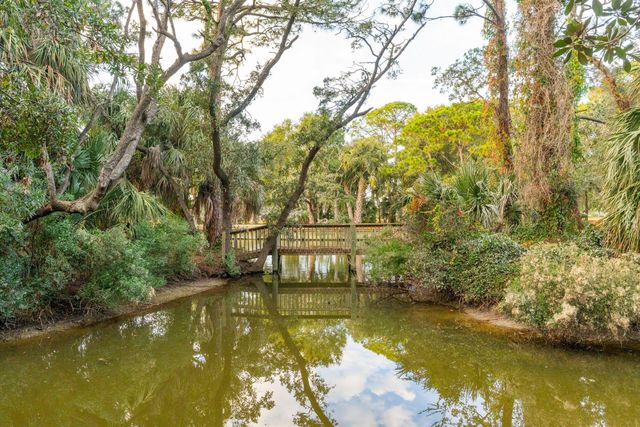 213 Little Oak Island Drive, Folly Beach, SC 29439