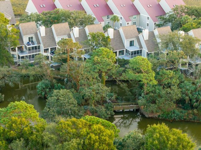 213 Little Oak Island Drive, Folly Beach, SC 29439