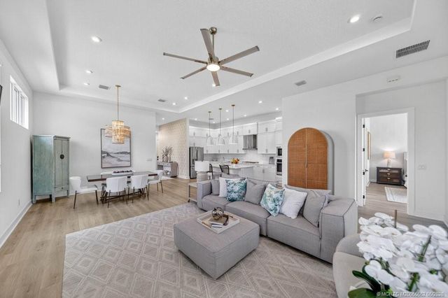 6941 SE Haven Lane, Stuart, FL 34997