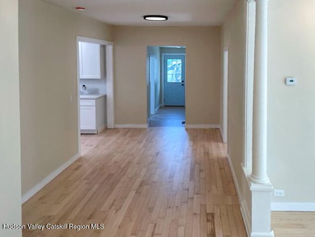 40 Fairview Avenue, Hudson, NY 12534