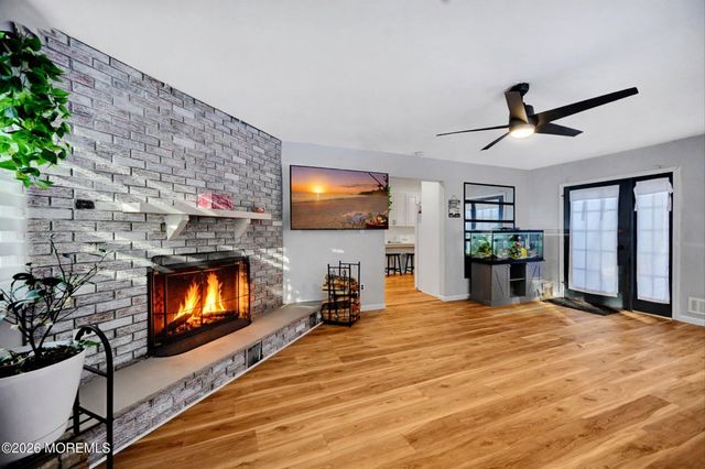 11 Spyros Drive, South Amboy, NJ 08879