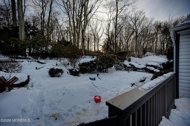 11 Spyros Drive, South Amboy, NJ 08879