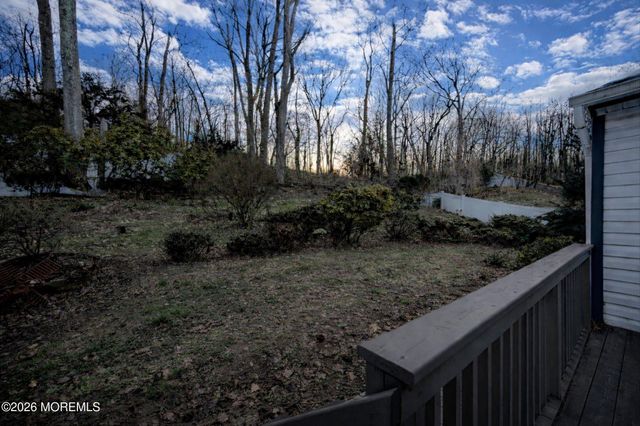 11 Spyros Drive, South Amboy, NJ 08879