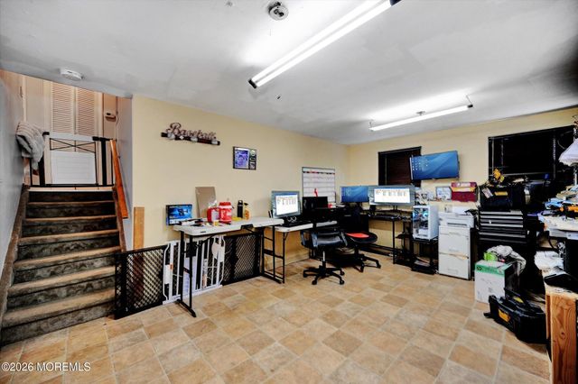 11 Spyros Drive, South Amboy, NJ 08879