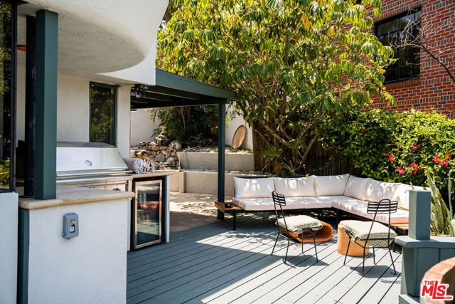 1975 Micheltorena Street, Los Angeles, CA 90039