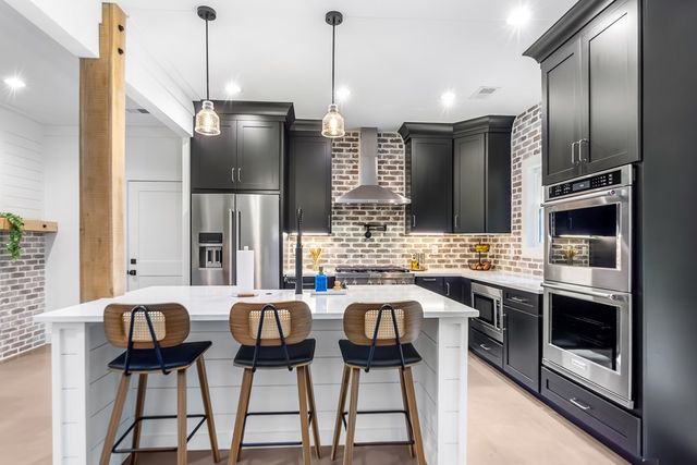 301 Willow Oak Trl, Ellijay, GA 30540