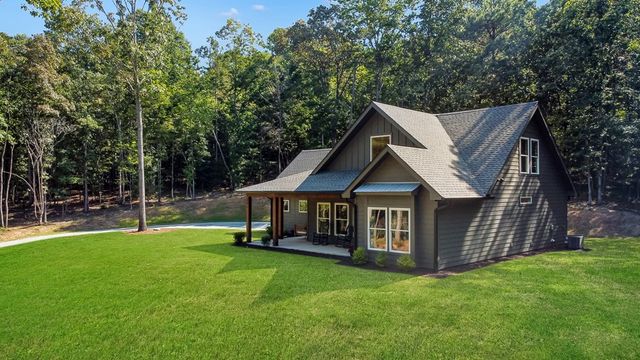 301 Willow Oak Trl, Ellijay, GA 30540