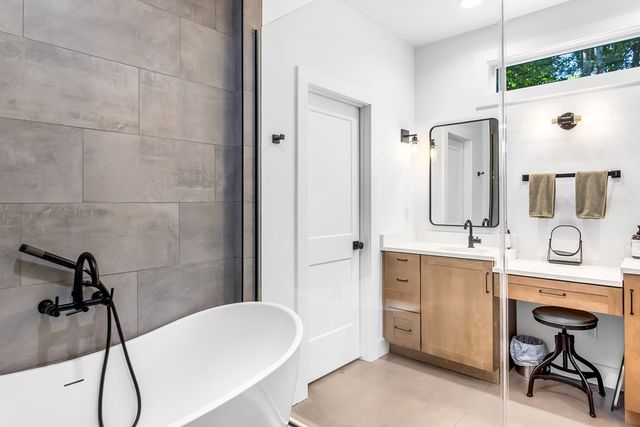 301 Willow Oak Trl, Ellijay, GA 30540