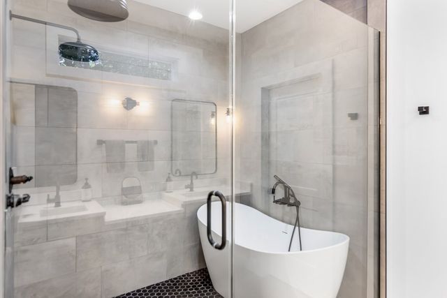 301 Willow Oak Trl, Ellijay, GA 30540