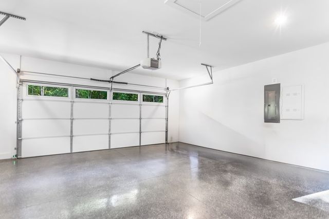 301 Willow Oak Trl, Ellijay, GA 30540