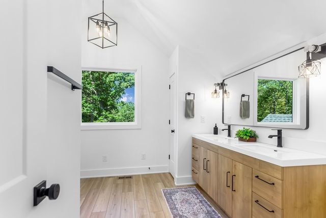 301 Willow Oak Trl, Ellijay, GA 30540