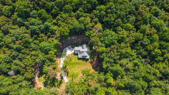 301 Willow Oak Trl, Ellijay, GA 30540