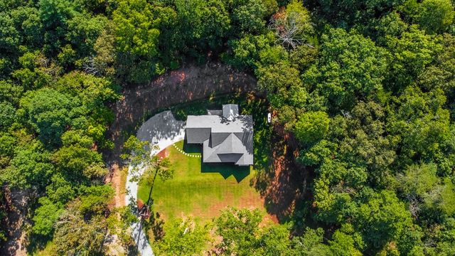 301 Willow Oak Trl, Ellijay, GA 30540