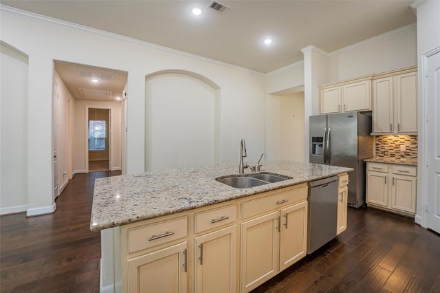 1019 Ginger Glade Lane, Pinehurst, TX 77362