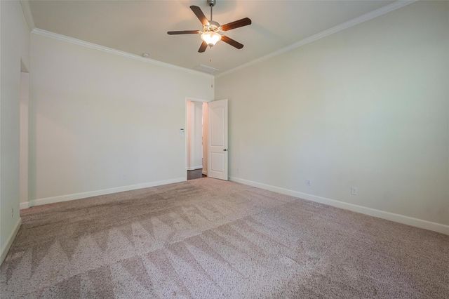 1019 Ginger Glade Lane, Pinehurst, TX 77362