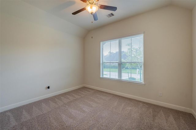 1019 Ginger Glade Lane, Pinehurst, TX 77362