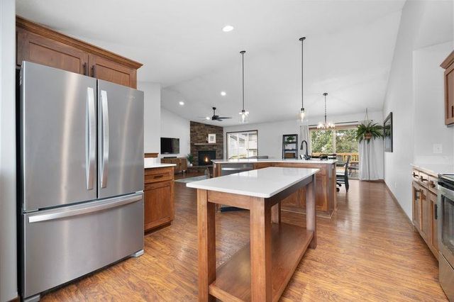 2621 17TH ST NW, Minot, ND 58703