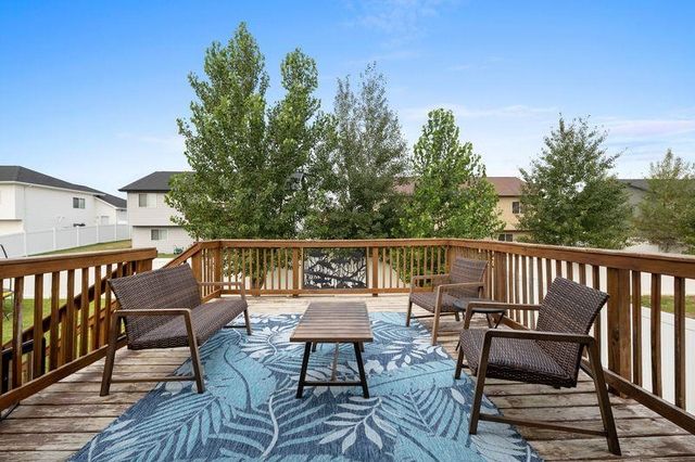 2621 17TH ST NW, Minot, ND 58703