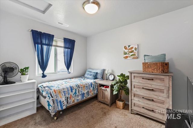 1790 SW Levant Way, Mountain Home, ID 83647