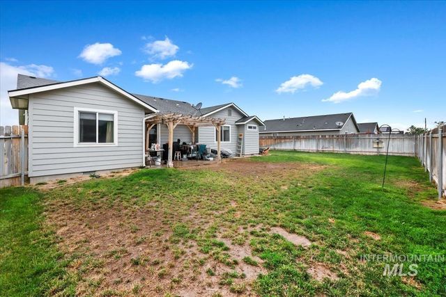 1790 SW Levant Way, Mountain Home, ID 83647