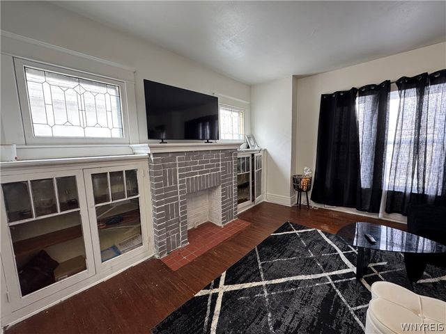 28 Shoreham Parkway, Buffalo, NY 14216