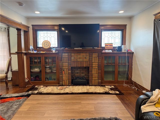 28 Shoreham Parkway, Buffalo, NY 14216