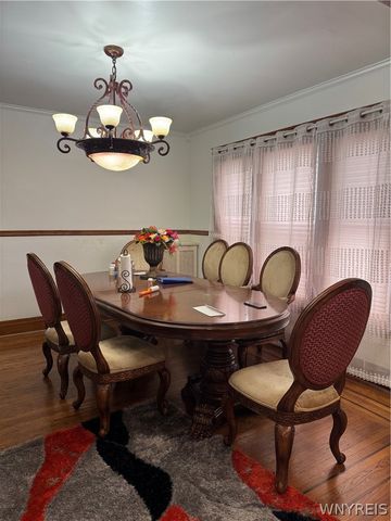 28 Shoreham Parkway, Buffalo, NY 14216