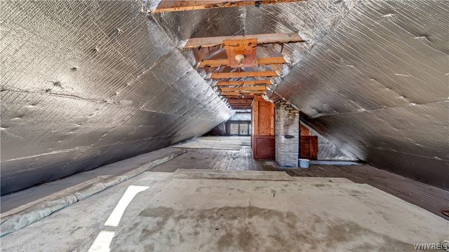 28 Shoreham Parkway, Buffalo, NY 14216