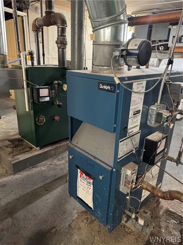 28 Shoreham Parkway, Buffalo, NY 14216