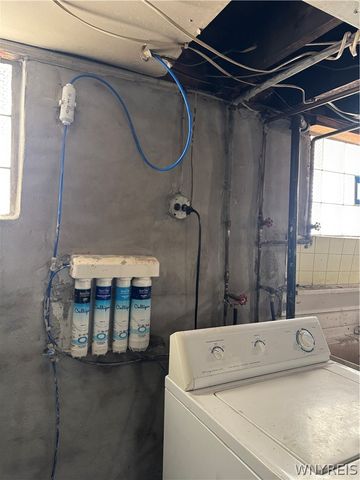 28 Shoreham Parkway, Buffalo, NY 14216